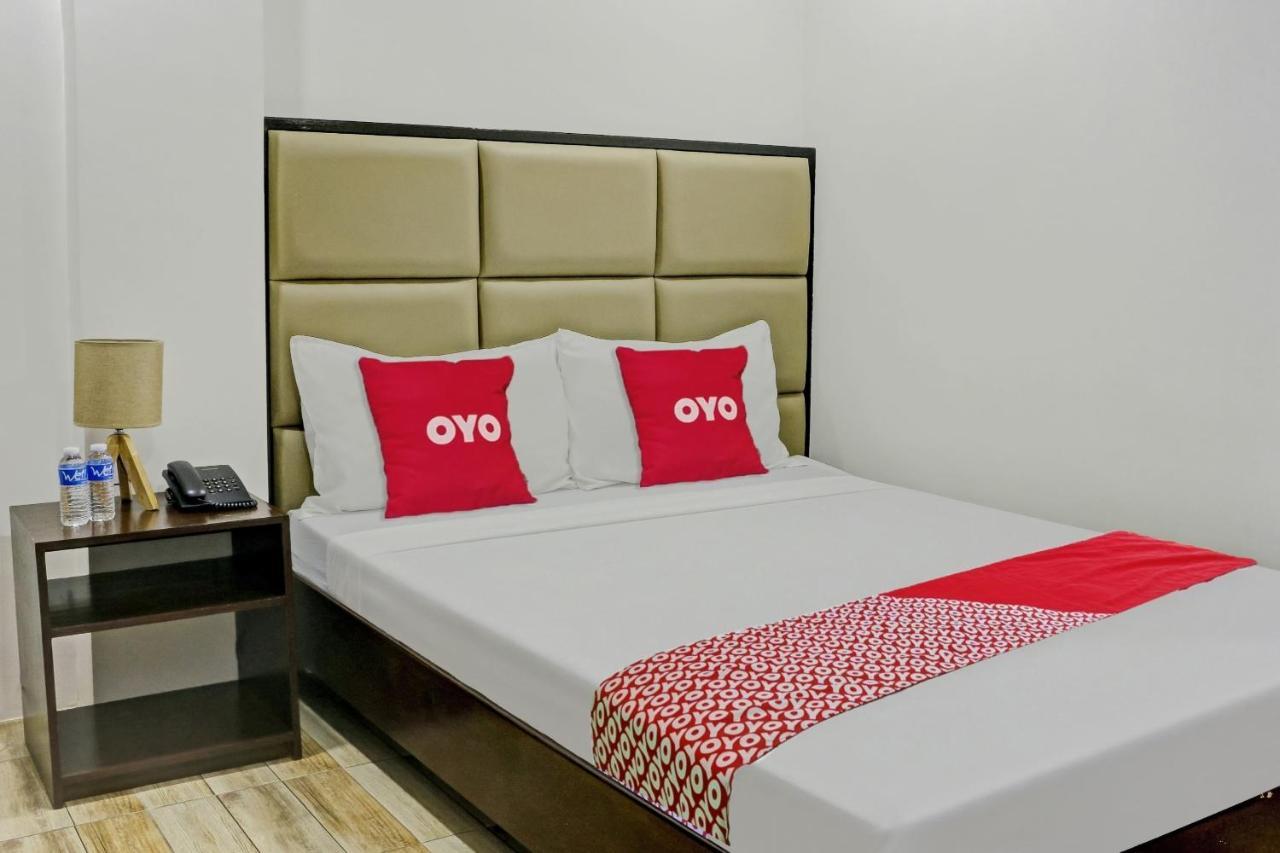 Oyo 869 Jnv Dream Hotel Subic Exteriér fotografie
