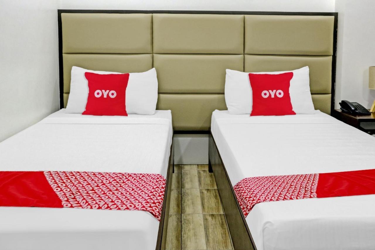 Oyo 869 Jnv Dream Hotel Subic Exteriér fotografie
