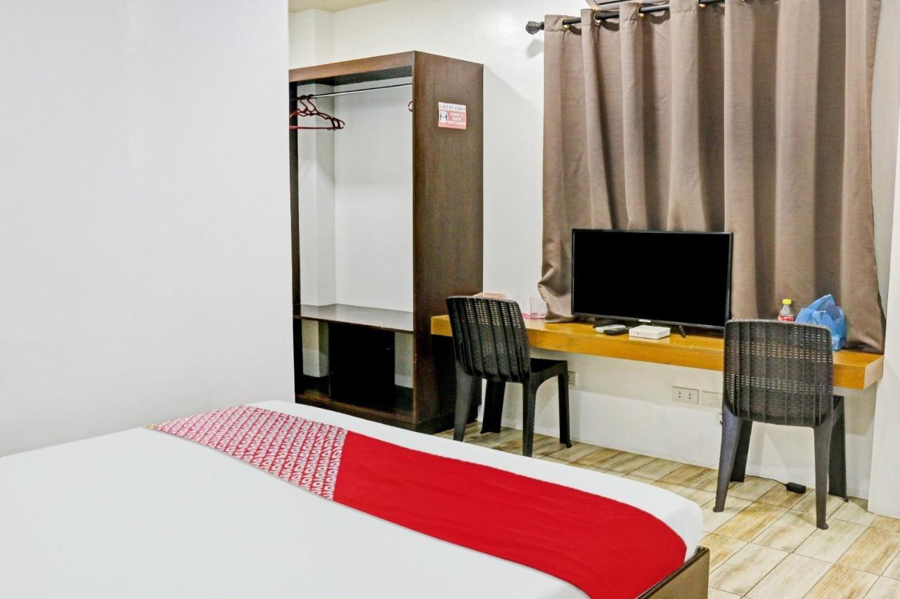 Oyo 869 Jnv Dream Hotel Subic Exteriér fotografie