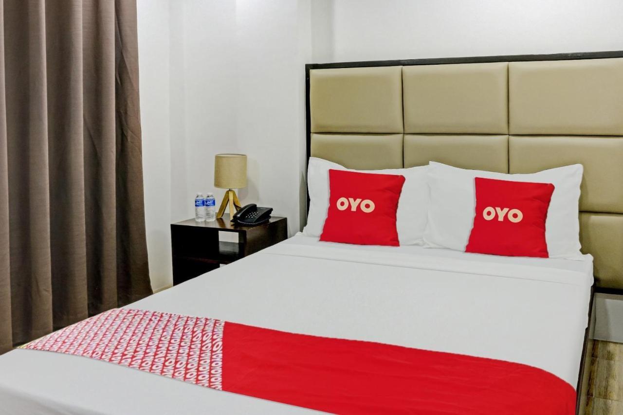 Oyo 869 Jnv Dream Hotel Subic Exteriér fotografie