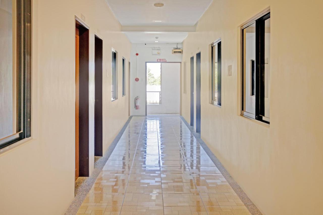 Oyo 869 Jnv Dream Hotel Subic Exteriér fotografie
